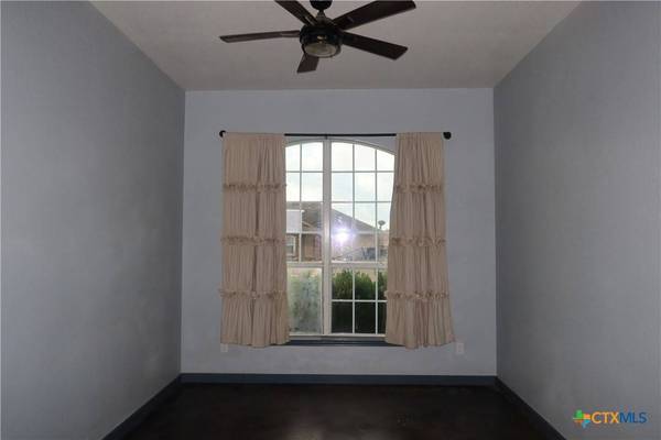 407 Osman DR, Killeen, TX 76542