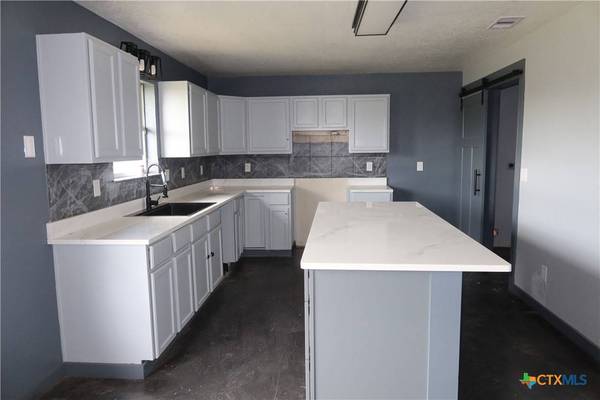 407 Osman DR, Killeen, TX 76542