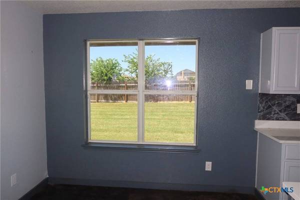 407 Osman DR, Killeen, TX 76542