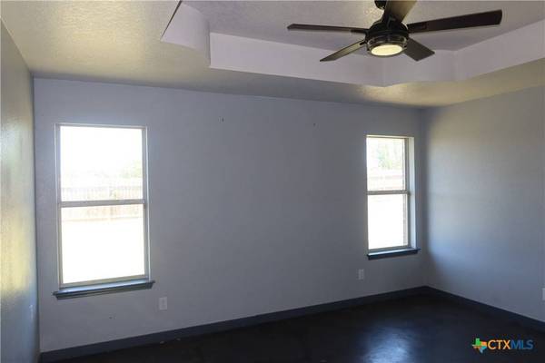 407 Osman DR, Killeen, TX 76542