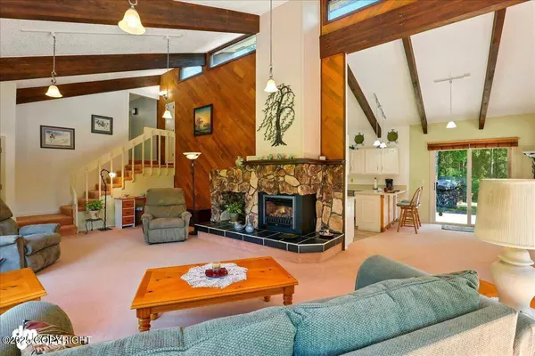 7100 Candace CIR, Anchorage, AK 99516