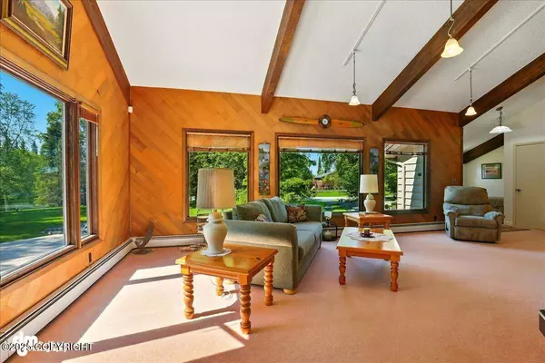 7100 Candace CIR, Anchorage, AK 99516