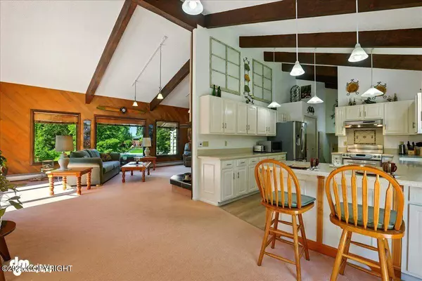 7100 Candace CIR, Anchorage, AK 99516