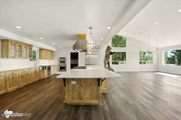 5100 W Lakeside DR, Wasilla, AK 99654