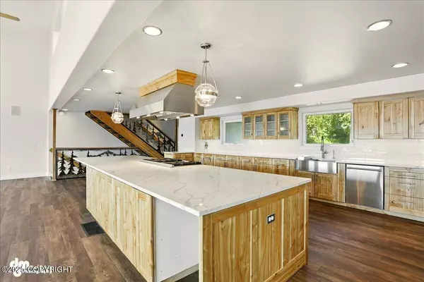 5100 W Lakeside DR, Wasilla, AK 99654