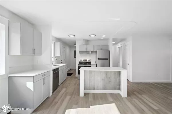 13964 W Big Lake & 13986 RD, Big Lake, AK 99652