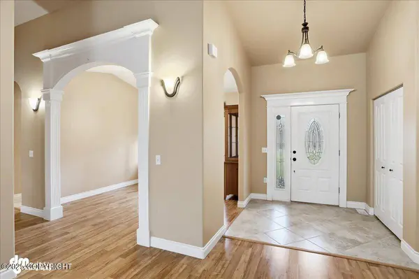 5951 S Hanson LOOP, Wasilla, AK 99623