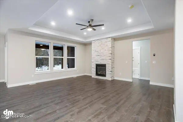 1990 W Cameron DR, Wasilla, AK 99654