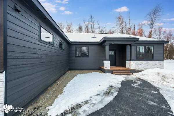 1990 W Cameron DR, Wasilla, AK 99654