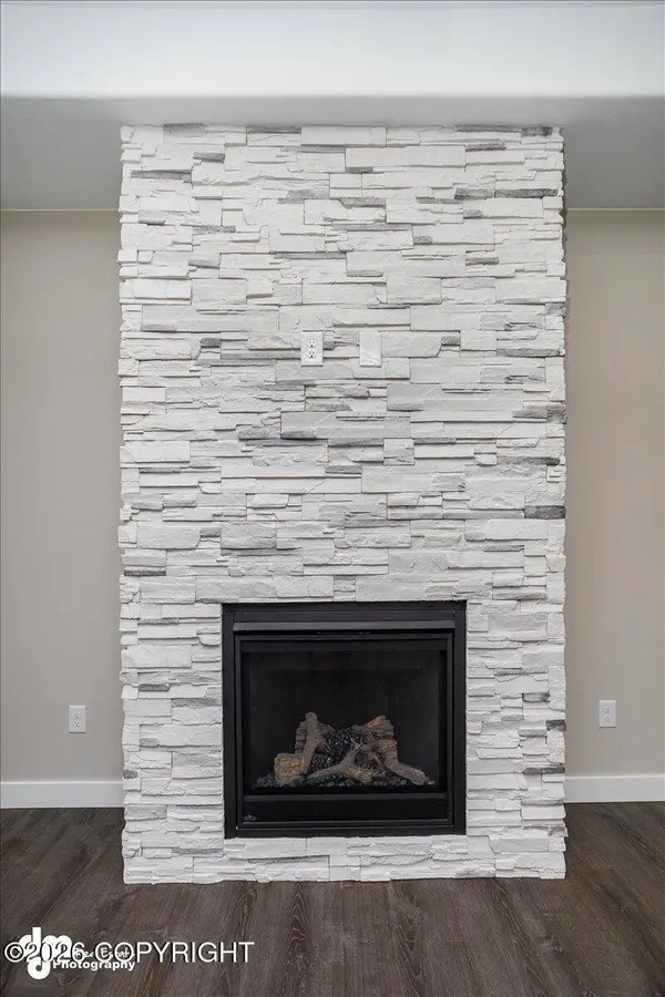 1990 W Cameron DR, Wasilla, AK 99654