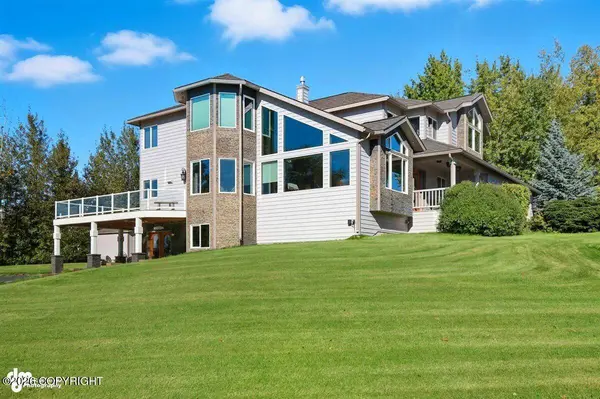 5823 E Morning Mist DR, Palmer, AK 99645
