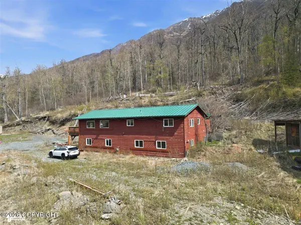 32907 Cirrus WAY, Eagle River, AK 99577