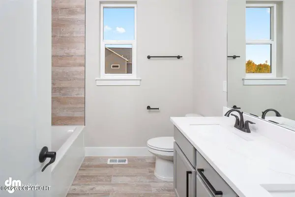 2111 W Cameron DR, Wasilla, AK 99654