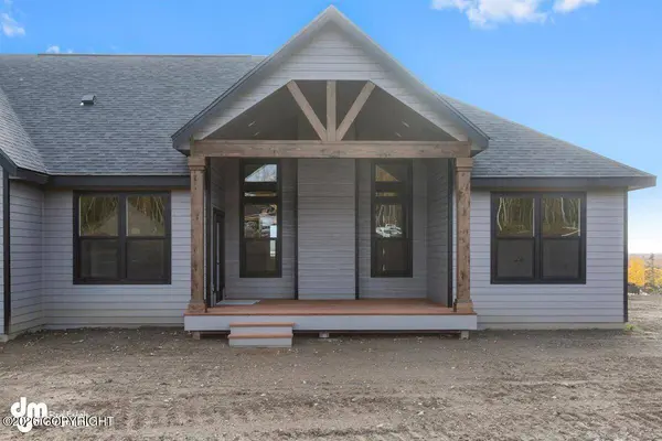 2111 W Cameron DR, Wasilla, AK 99654