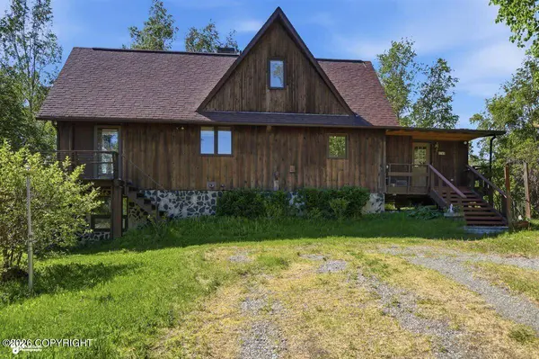 1741 E Mary Red CIR, Wasilla, AK 99654