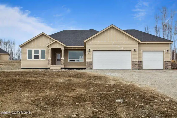 1910 W Cameron DR