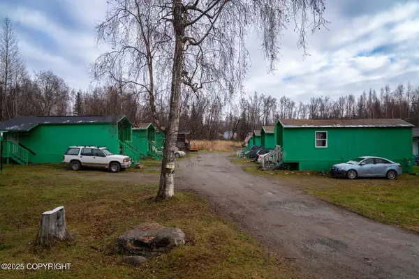 8901 S Starlight LN, Wasilla, AK 99654