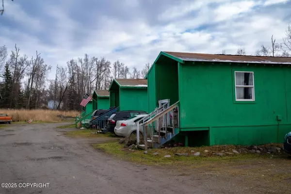 8901 S Starlight LN, Wasilla, AK 99654