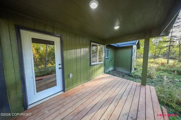 13336 E Cayuga AVE, Palmer, AK 99645