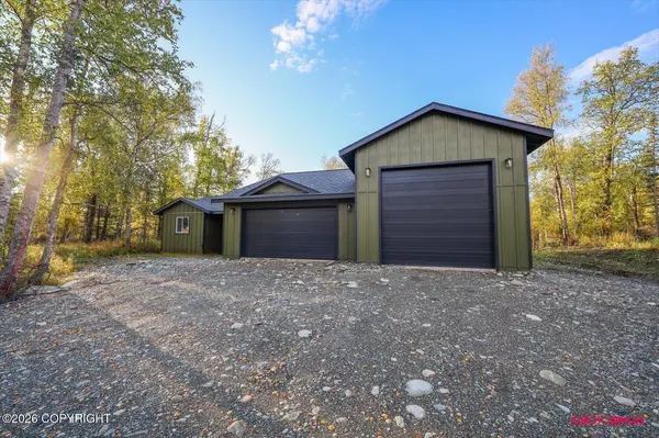 13336 E Cayuga AVE