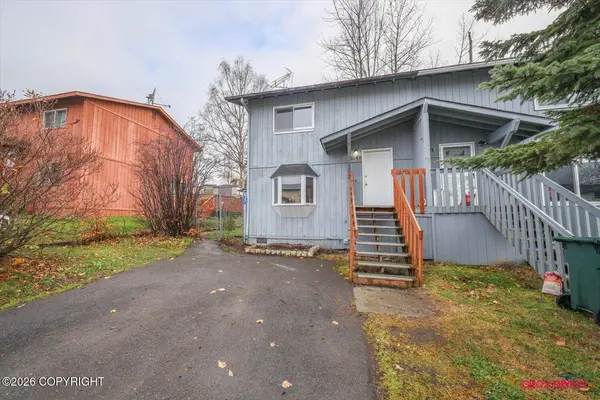 6141 Gross DR, Anchorage, AK 99507