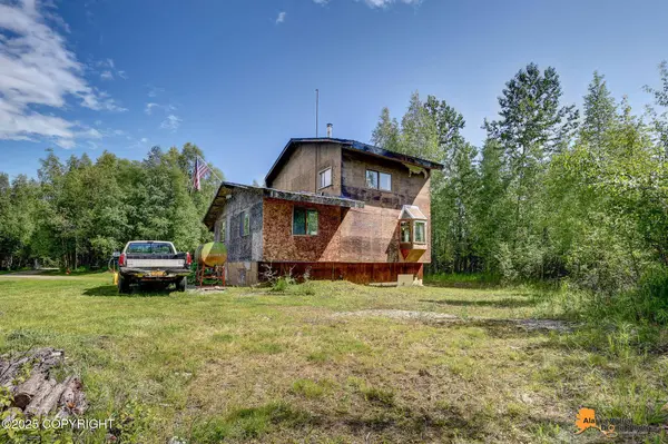 5150 N Aycock PL, Wasilla, AK 99654