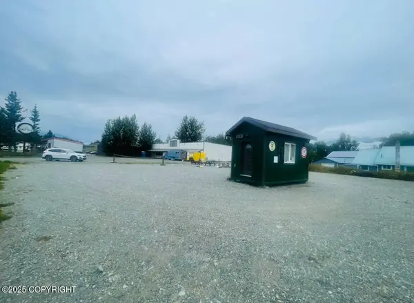 127 S Alaska ST, Palmer, AK 99645