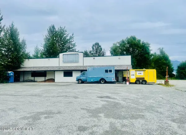 127 S Alaska ST, Palmer, AK 99645