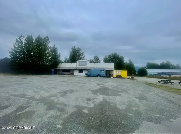 127 S Alaska ST, Palmer, AK 99645