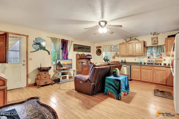 12561 Pettis DR, Willow, AK 99688