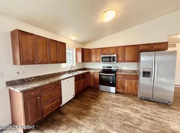 4542 W Amanda DR, Wasilla, AK 99623