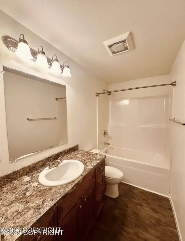 4542 W Amanda DR, Wasilla, AK 99623