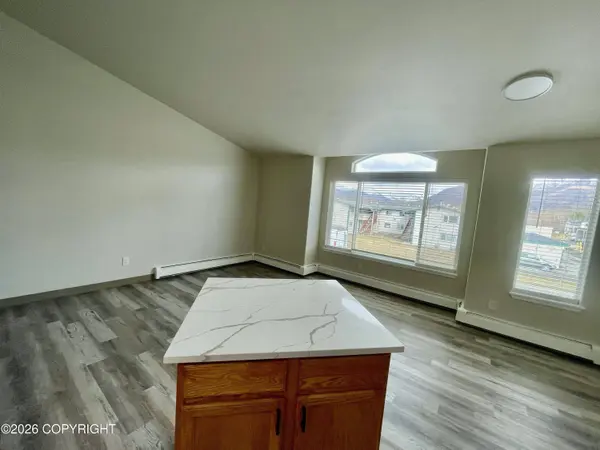 1544 State ST, Anchorage, AK 99504