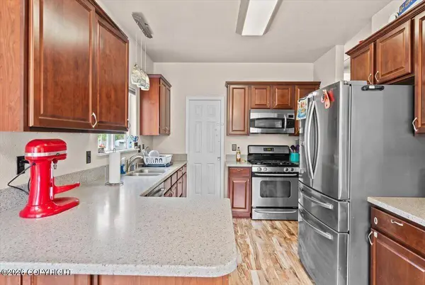 6620 W Kinsington AVE, Wasilla, AK 99623