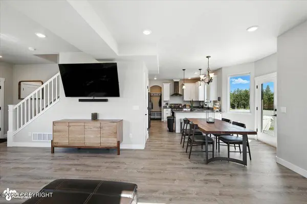 3975 S Solitude CIR, Wasilla, AK 99654