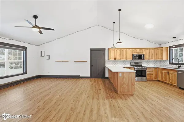 3275 S Saint Mihiel CIR, Wasilla, AK 99654