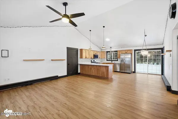 3275 S Saint Mihiel CIR, Wasilla, AK 99654
