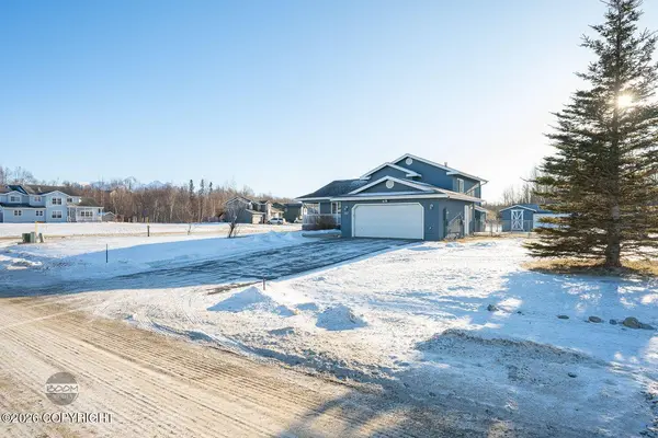 242 S Megan WAY, Wasilla, AK 99645