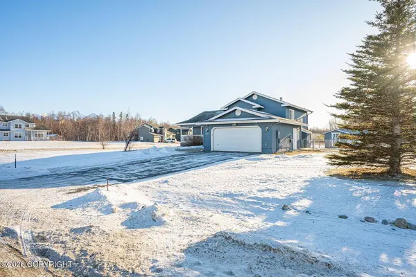 242 S Megan WAY, Wasilla, AK 99645