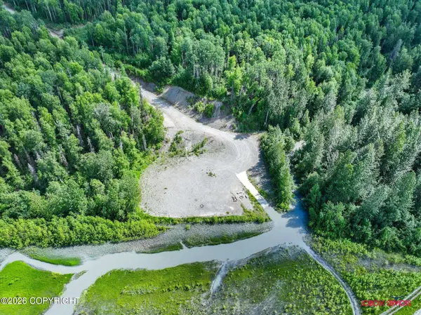 54886 S Salmon Run RD, Willow, AK 99688