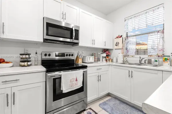 28765 SW 132nd Ct, Homestead, FL 33033