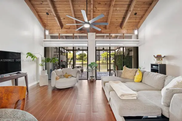 11244 NW 14th Ct, Pembroke Pines, FL 33026