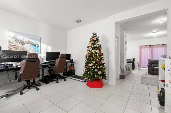 28765 SW 132nd Ct, Homestead, FL 33033