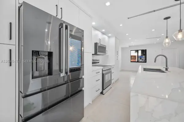 6667 Miller Dr #14, South Miami, FL 33155