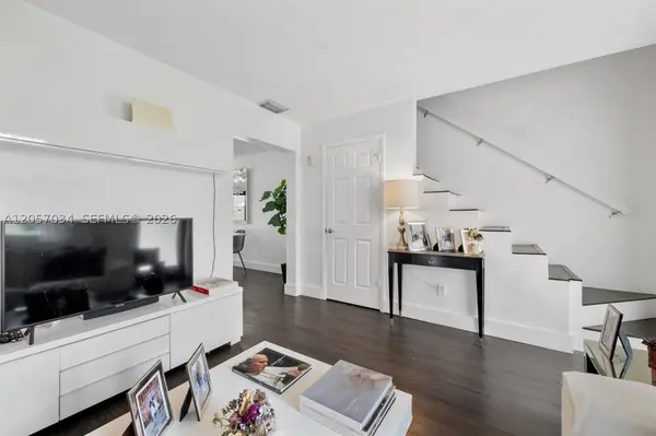 5555 Ludlam Rd #41, South Miami, FL 33155