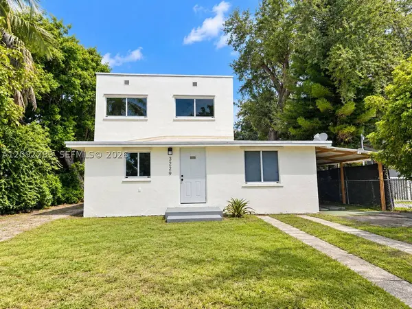 3229 NW 34th St, Miami, FL 33142