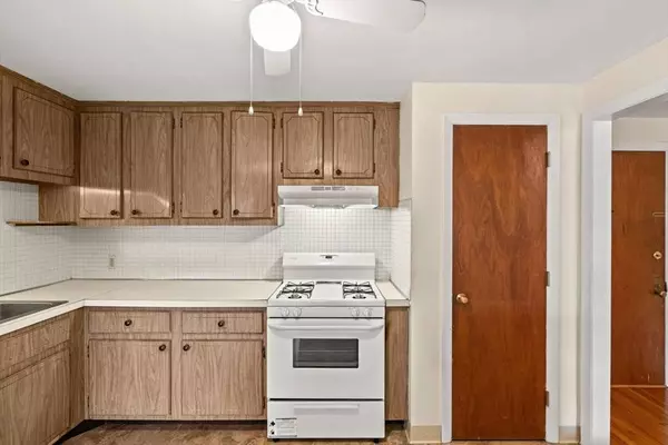 215 Massachusetts Ave #19, Arlington, MA 02474