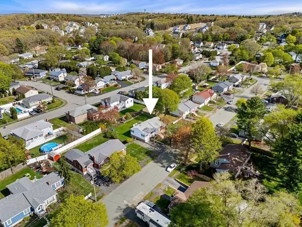 9 Will Sawyer St, Peabody, MA 01960