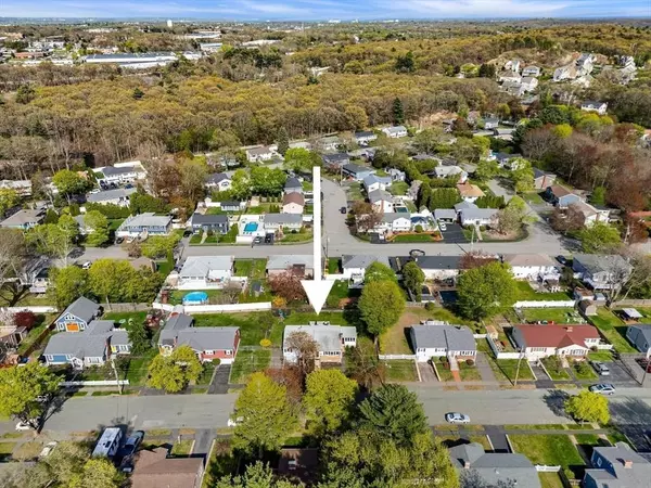 9 Will Sawyer St, Peabody, MA 01960