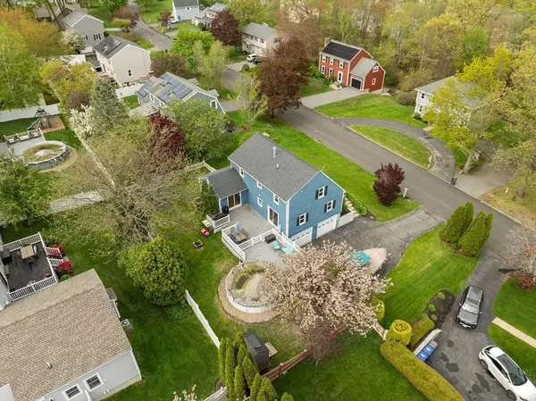 34 Clementi Ln, Methuen, MA 01844